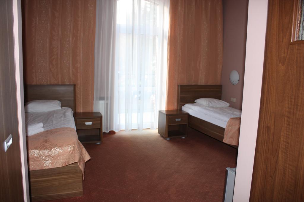 Paria Hotel Kudowa-Zdrój Extérieur photo